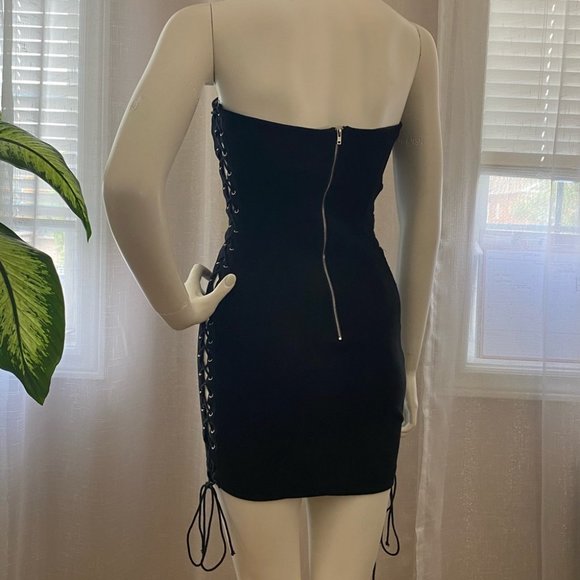 SOLD | 🔥SALE🔥 NWT Tie-up Strapless Adjustable Bodycon Mini Dress - Picture 6 of 13